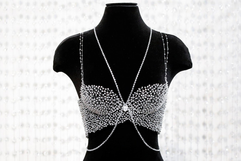 victoria secret fantasy bra 2018