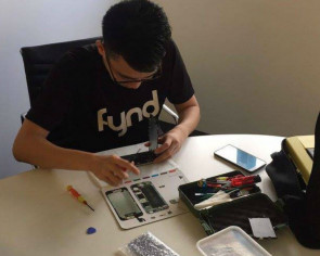 Singaporean startup raises funding to repair your phone in the comfort of your home