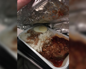 British woman gets schooled on nasi lemak after calling it &#039;wickedly bad meal&#039;