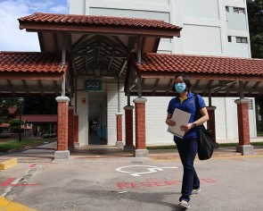 &#039;I gave them a scolding the first time&#039;: Ang Mo Kio residents on HDB officers doing door-to-door visits regarding Sers
