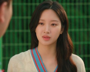 Romcom-thriller mash-up Link: Eat, Love, Kill succeeds thanks to Moon Ga-young, Yeo Jin-goo chemistry