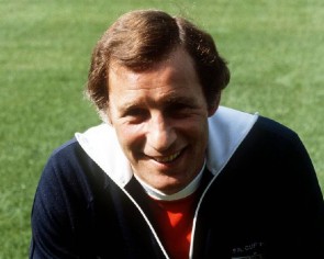Former Arsenal captain and manager Neill dies aged 80