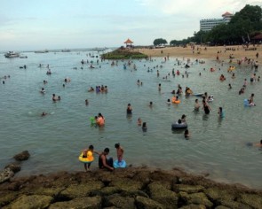 Bali reopening to foreign tourists delayed as Covid-19 surges