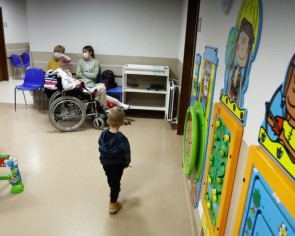 &#039;I am fine&#039;: Whispered words are a ray of hope on Ukraine children&#039;s ward