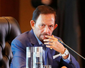 Brunei sultan calls for &#039;stronger&#039; Islamic teachings, as syariah laws due to enter force