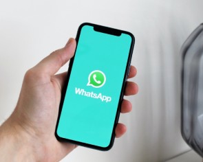 PSA: WhatsApp dropping support for older Android and iOS smartphones