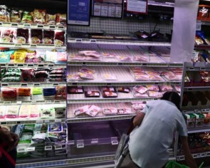 Shoppers clear out shelves of fresh chicken from Singapore wet markets, supermarkets after Malaysia announces export ban