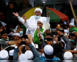 Hardline Indonesian cleric returns from Saudi exile to call for &#039;moral revolution&#039;