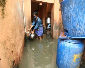 Heavy rains in Sri Lanka, south India kill at least 25