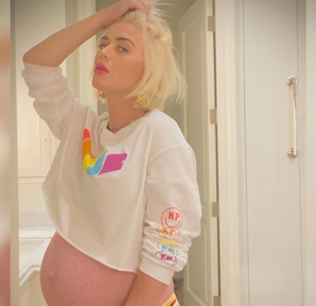 Katy Perry gives birth to baby girl