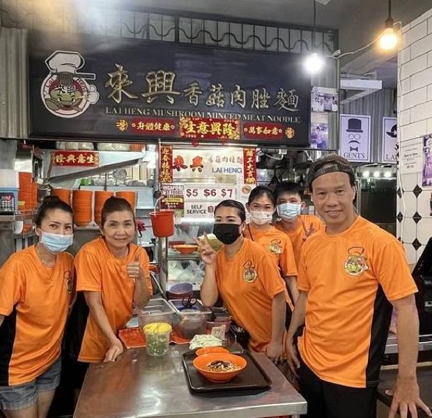 Lai Heng minced meat noodle owner puts biz up for sale at $500k, finds successor in family after talks fall through