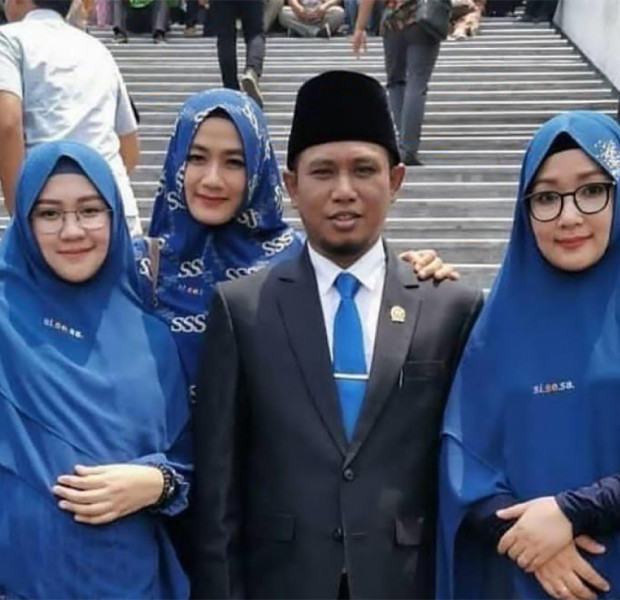 Indonesian MP says his three wives are proof polygamy can be 'good and harmonious'