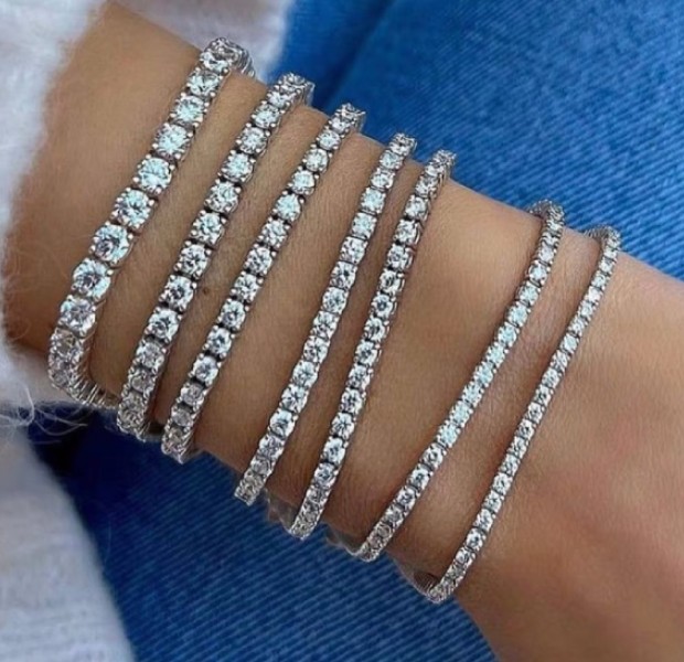 What is a tennis bracelet? Trending jewellery found fame at the US Open