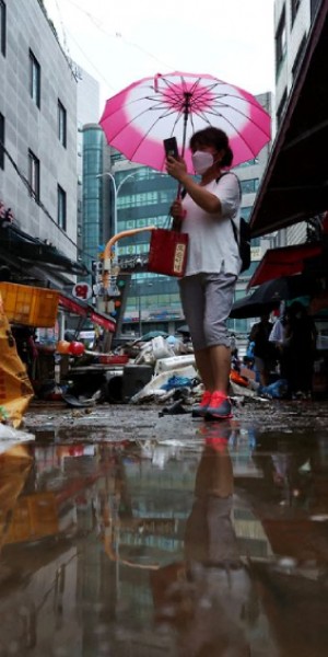 Torrential rain lessens in Seoul amid heavy flood damage