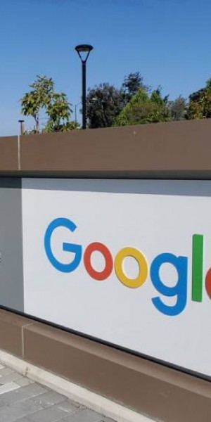 Google to pause ads that exploit or dismiss Russia-Ukraine war