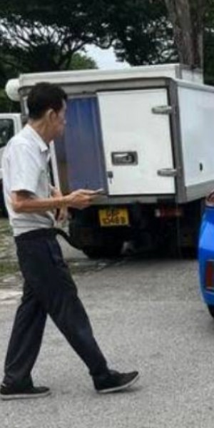 Cabby allegedly &#039;threatened&#039; delivery man with a &#039;knife&#039;; ComfortDelGro says it was actually a pen
