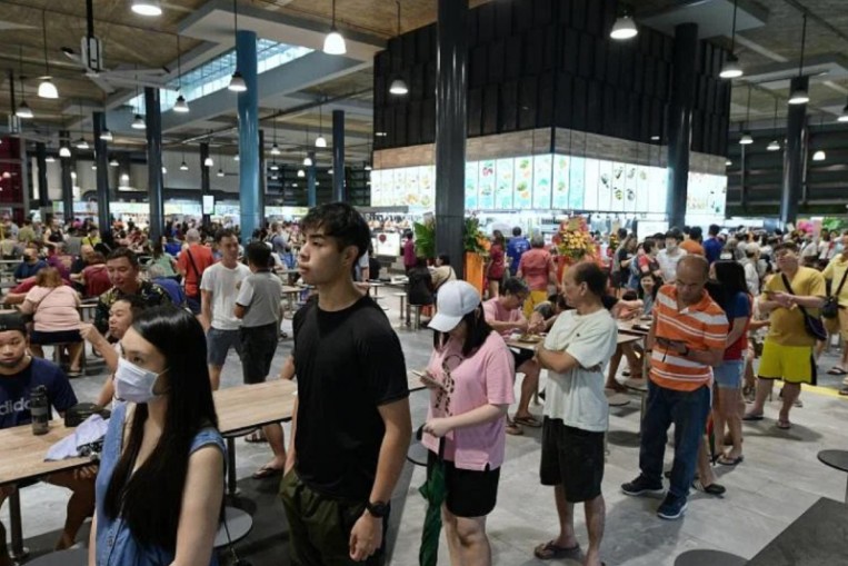 Senja Hawker Centre opens, featuring Shi Hui Yuan hor fun, Heng Gi duck