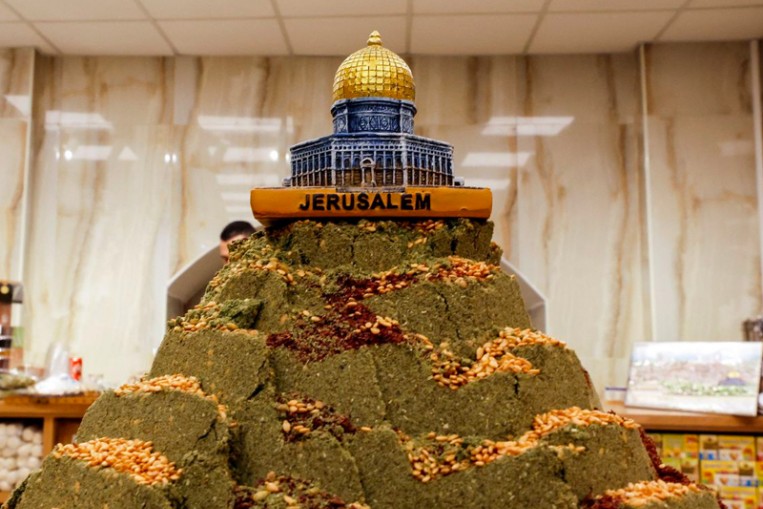 Jerusalem chef gives tourists a Palestinian taste of life in the Old ...