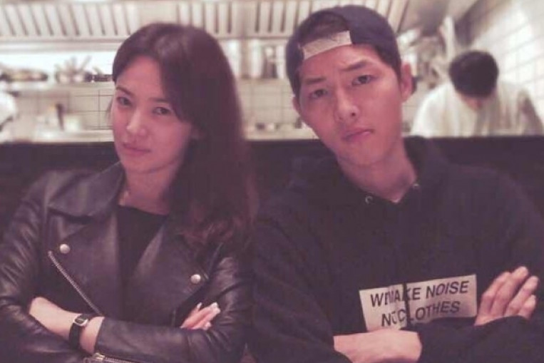Signs Of Song Joong Ki Song Hye Kyo S Love Story On Instagram Entertainment News Asiaone