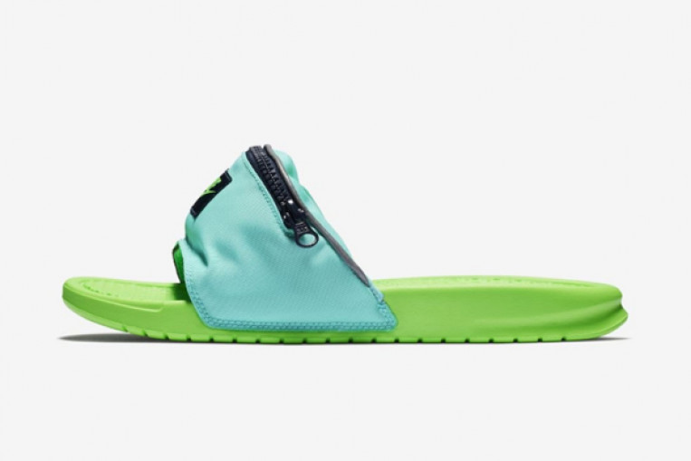 These new Nike slides come with mini fanny packs, why?, Women News ...