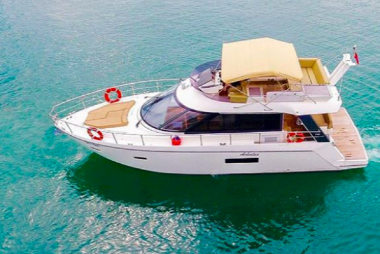 yacht for rental singapore