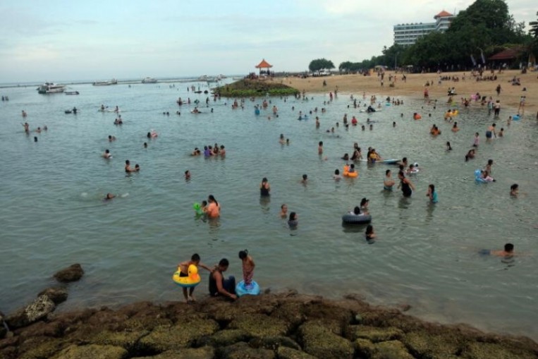  Bali  reopening to foreign tourists delayed as Covid  19 