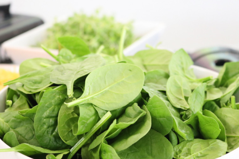 Immunity Enhancing Foods To Prevent Dengue Fever Lifestyle News Asiaone Papaya extract is rich in enzymes like papain and chymopapain, which aid digestion, prevent bloating and other digestive disorders.30ml of fresh papaya leaf juice helps in increasing the platelet count and, therefore, in the treatment of dengue.