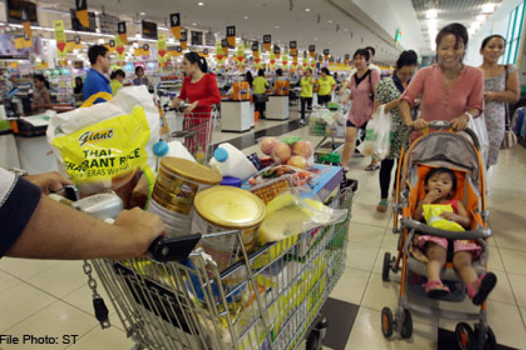 1st green hypermarket opens at Suntec 