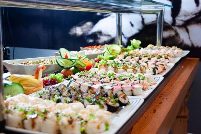 Best 1-for-1 hotel buffet dining promotions in Singapore ...