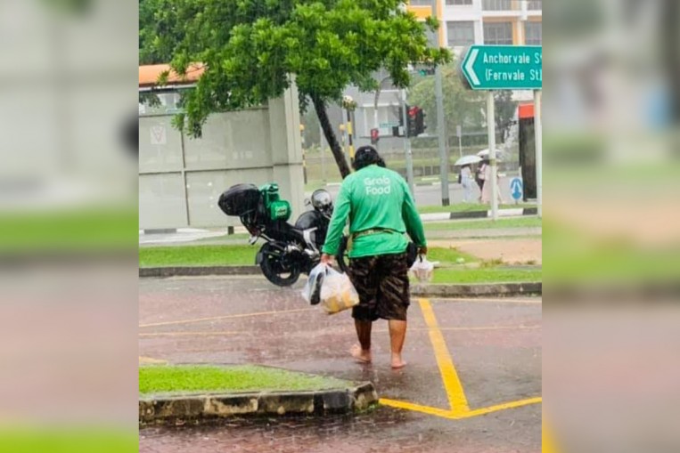 Grab Food Rider Salary Malaysia / Safety agency to hold talks on food delivery riders | Free ... : How much are annual salary increments in malaysia?