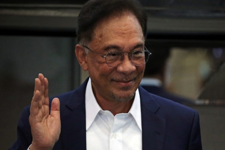 Malaysia's Anwar Ibrahim urges 'patience' from citizens as king
