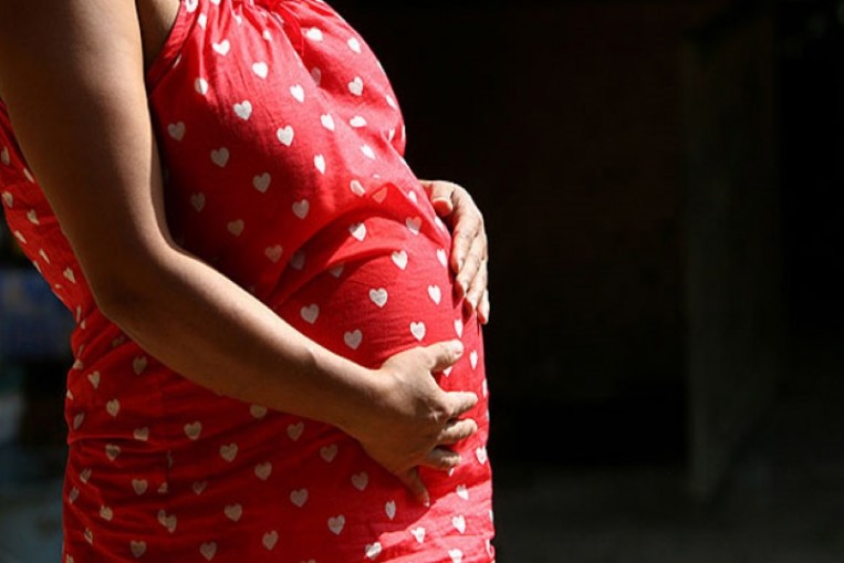 Indian Man Accused Of Slashing Pregnant Wifes Stomach To Check Gen
