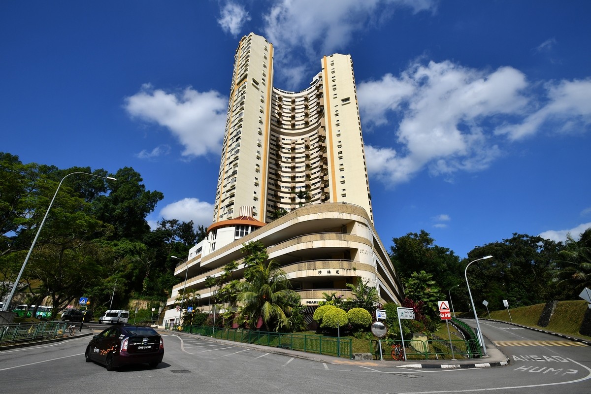 Singapore's 'en-bloc' redevelopment fever may be cooling