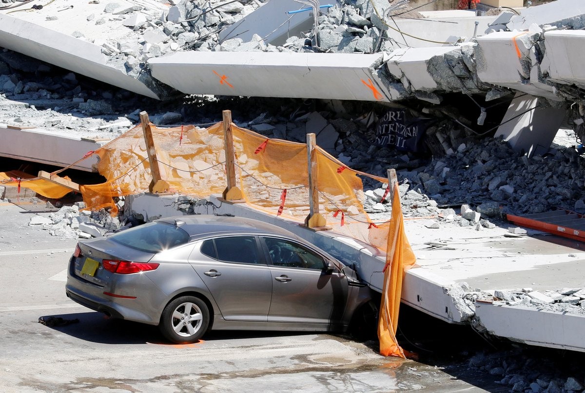 Florida school was aware of bridge crack before fatal collapse