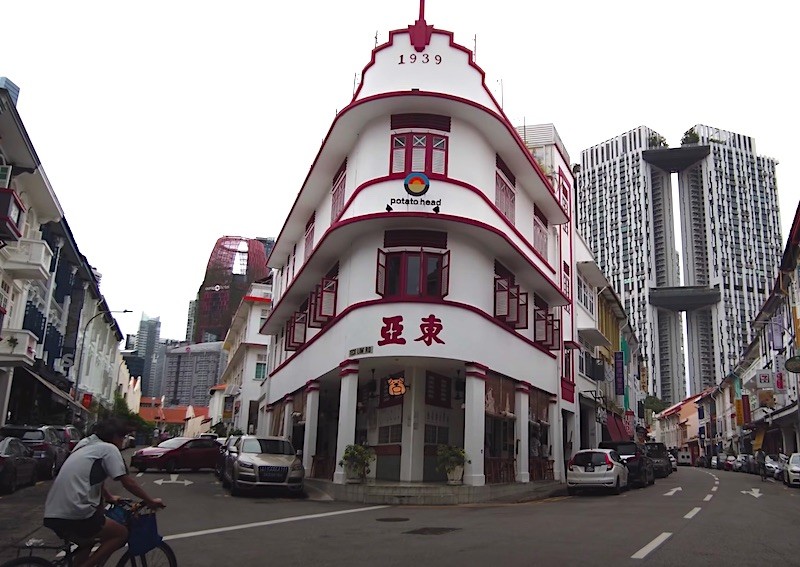 Miss walking around Singapore? This YouTube channel offers immersive virtual walkabout tours