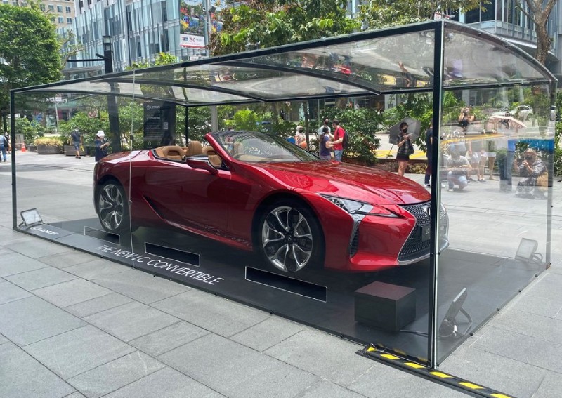Lexus showcases the LC convertible at Orchard Road