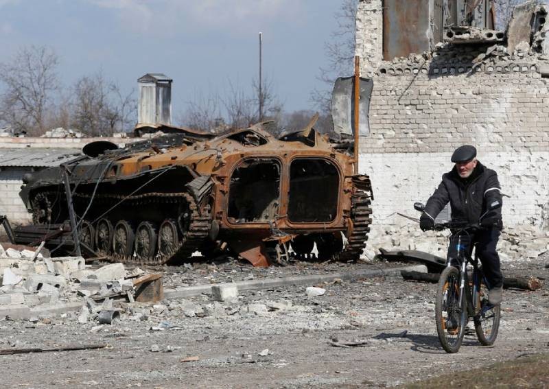 Ukraine says 'Battle of Donbas' has begun, Russia pushing in east