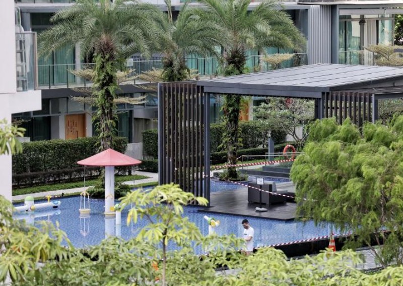 Man injured after explosion near Thomson condo pool, police investigating negligent act