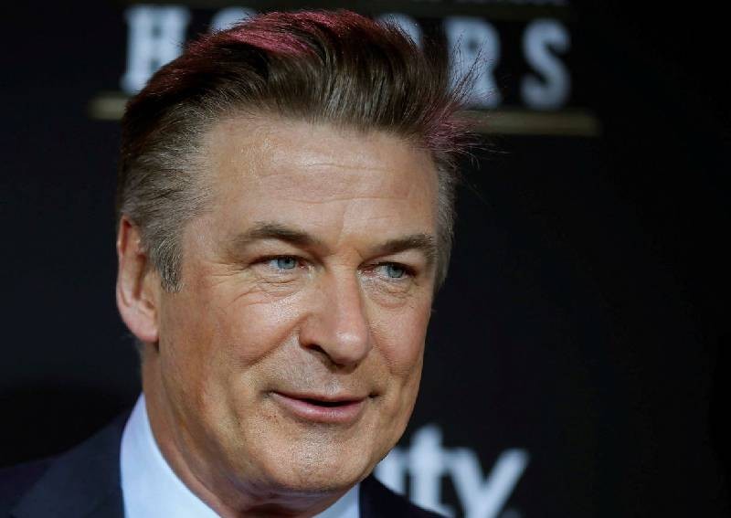 Alec Baldwin's lawyer says state's Rust shooting probe clears actor