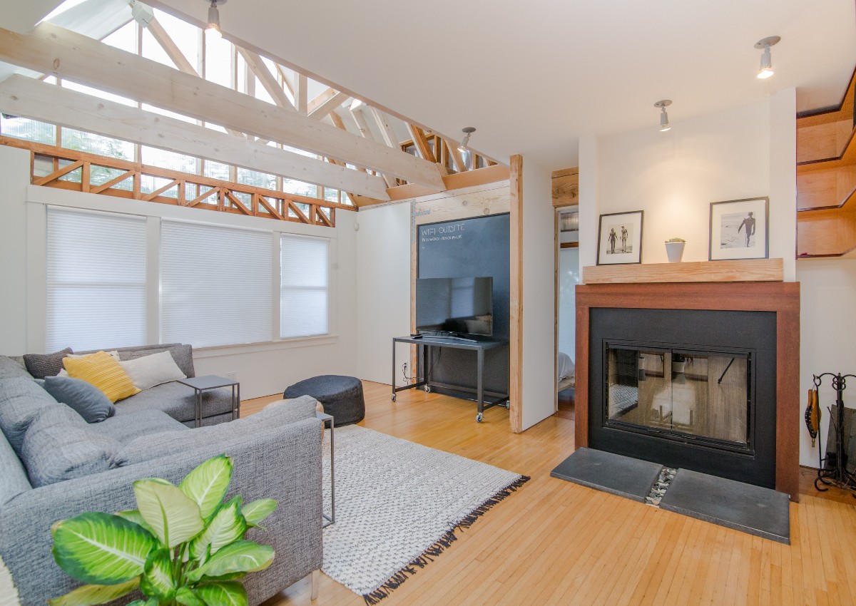 Best home insurance plans in 2023 for fire, smoke, water damage and break-ins
