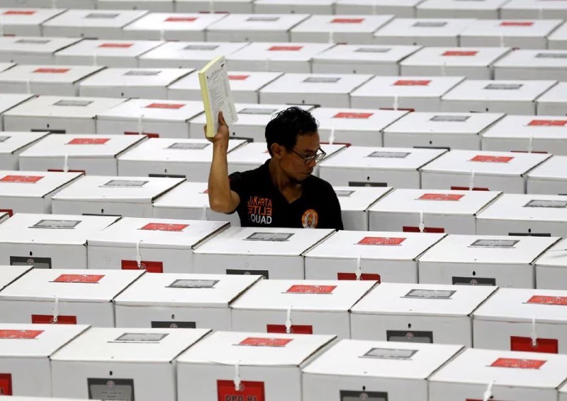 Indonesia court overturns order to delay 2024 elections