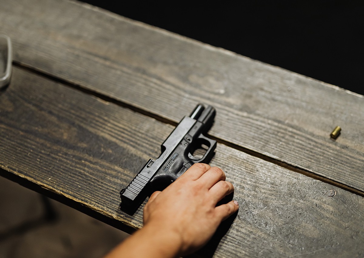 5 dead in Texas shooting, armed suspect on the loose