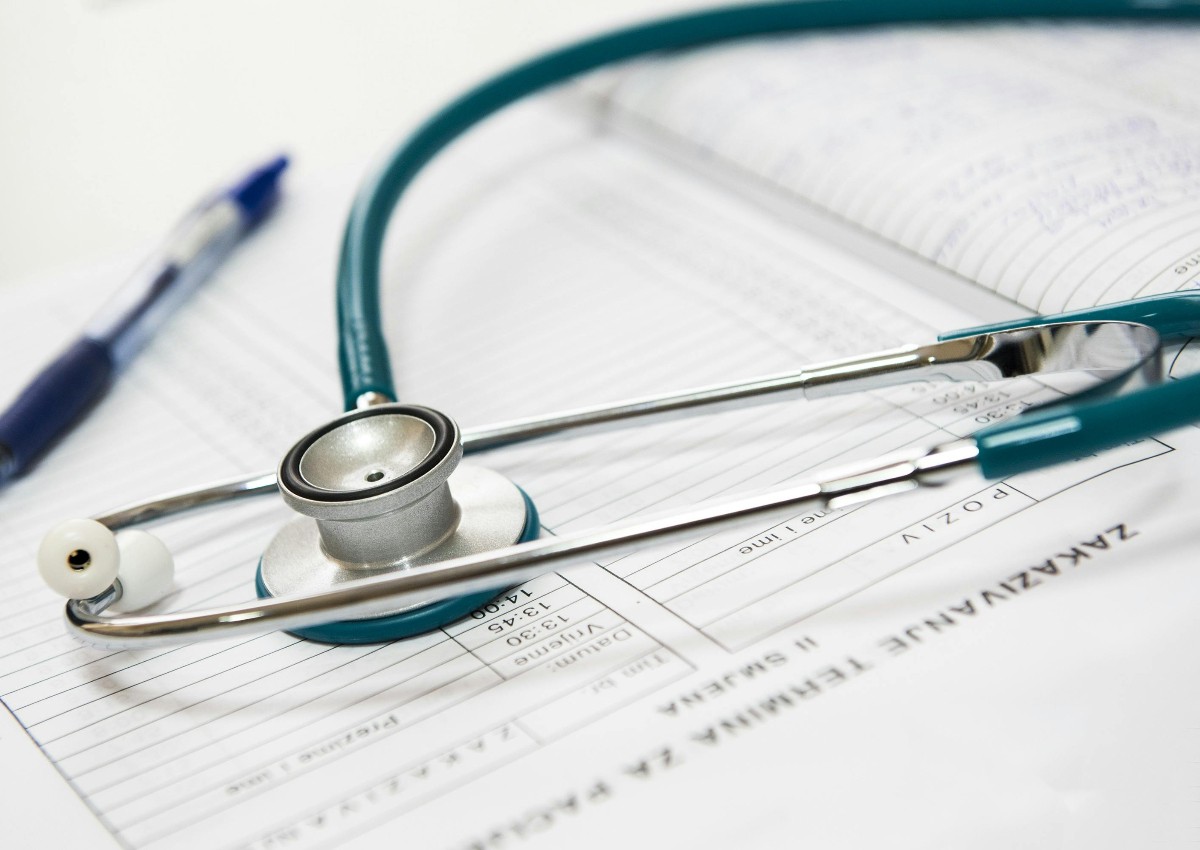 Doctor alters names on attendance certificates, gets charged with forgery