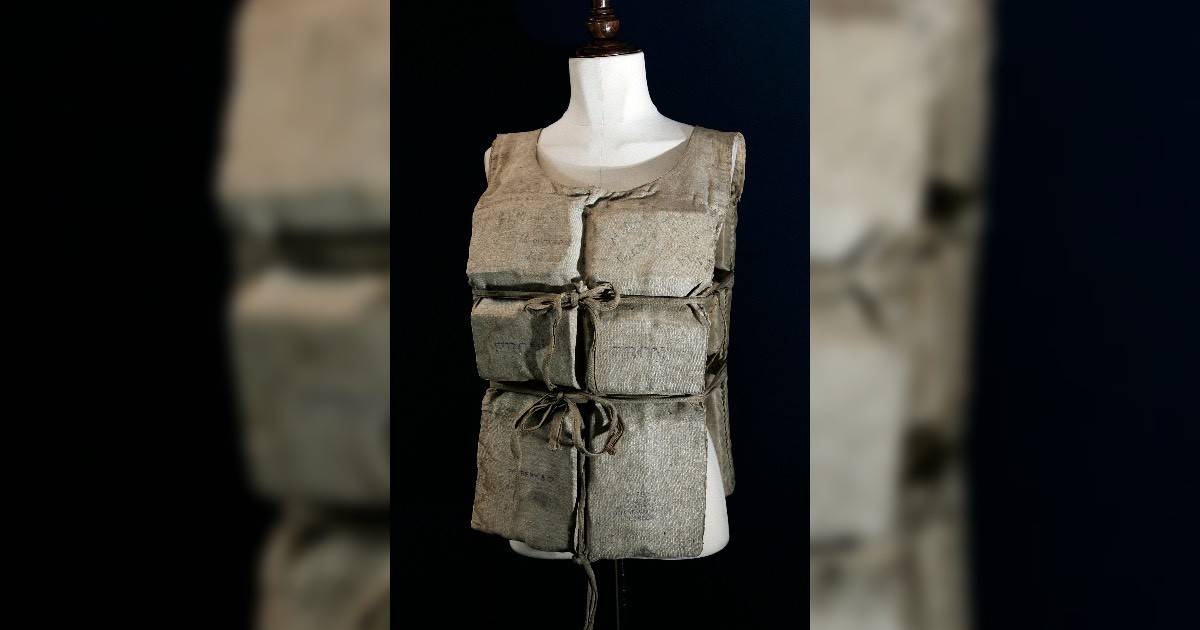 Life jacket worn by a passenger who survived the Titanic auctioned off for over $1.1m