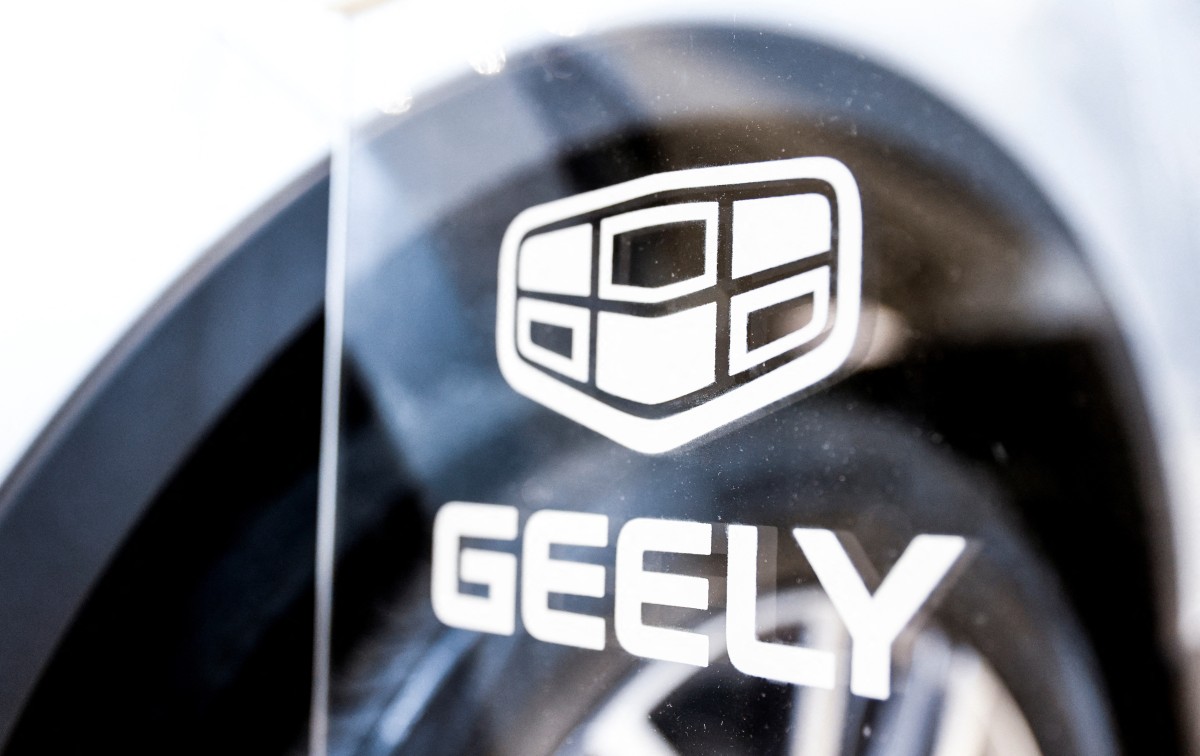 China's Geely launches new hybrid system to challenge Japanese dominance