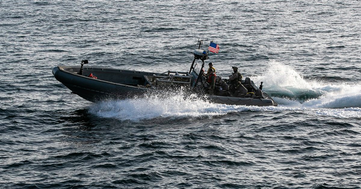 Oil falls on expectations US-Iran talks likely to proceed, opening supply