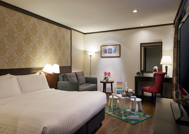 Book your Phase 2 family staycation at these kid-friendly hotels 