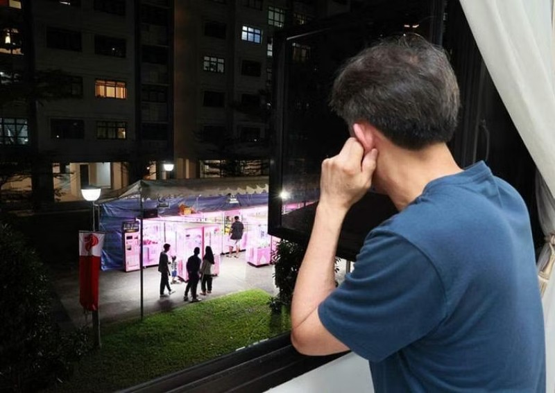 'It's too much': Resident unable to sleep as 15 claw machines trill through the night in pasar malam