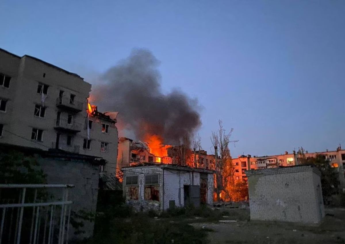 Ukraine says Russian missile strikes on apartment buildings kill 5 in eastern city