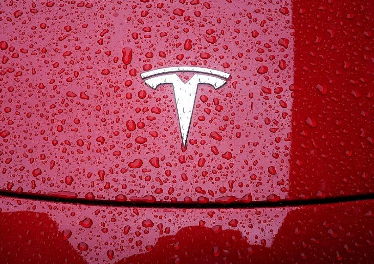 Tesla car that killed Seattle motorcyclist was in 'Full ...